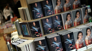 Las memorias del rey em&eacute;rito Juan Carlos I llegan a las librer&iacute;as espa&ntilde;olas