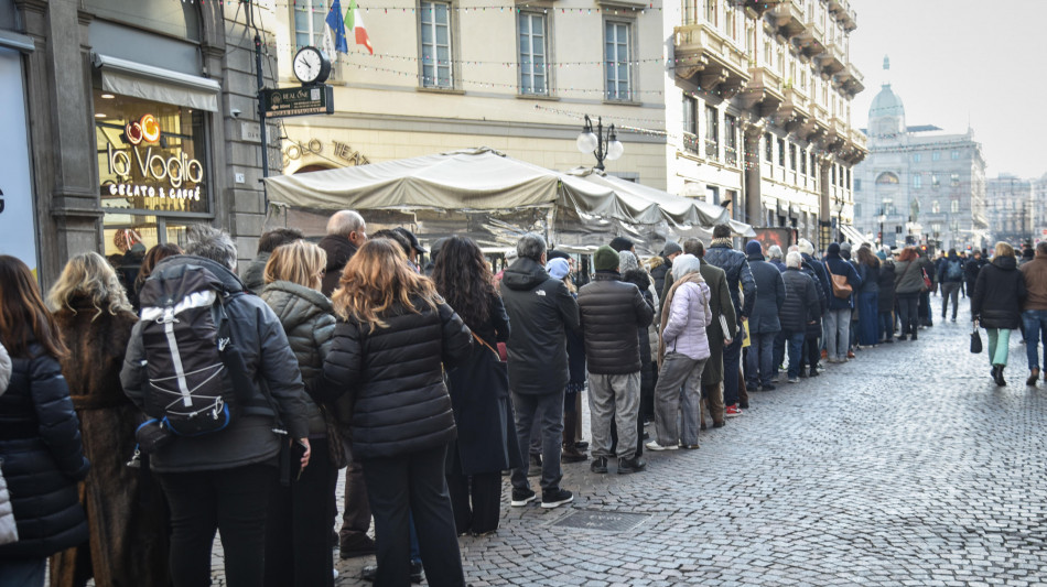 Alla camera ardente di Ornella Vanoni circa 5mila persone