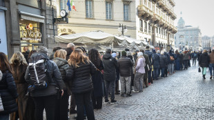Alla camera ardente di Ornella Vanoni circa 5mila persone