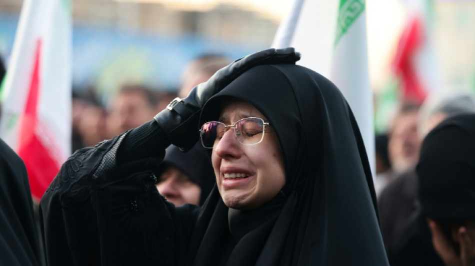 Apr&egrave;s la mort de Khamenei, joie et inqui&eacute;tude en Iran 