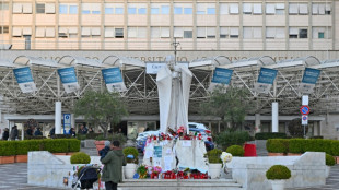 Papa Francisco, hospitalizado há três semanas, teve uma noite 'tranquila'