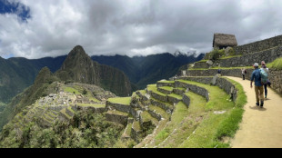 Touristen kehren zur Inka-Ruinenstadt Machu Picchu in Peru zur&uuml;ck