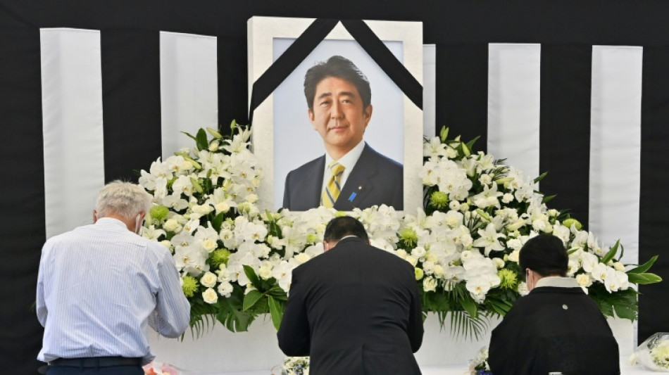 Le Japon entre recueillement et contestation aux fun&eacute;railles nationales d'Abe