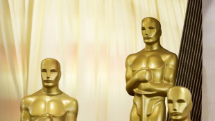 Nuove regole agli Oscar, l'Academy sbarra la strada all'IA