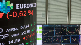Borsa: l'Europa chiude in calo, Francoforte -0,48%