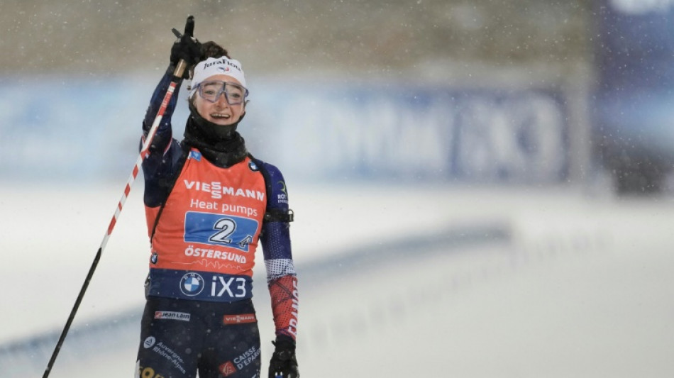 Biathlon: la France remporte le relais mixte &agrave; Ostersund, 4e podium du week-end