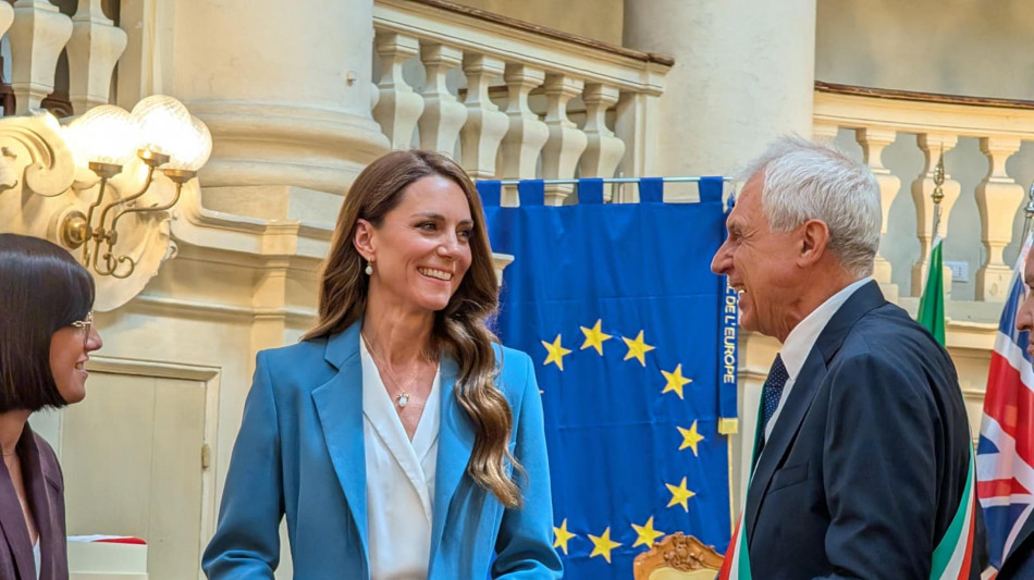 Kate, 'affascinata dalla vostra filosofia, da bambini al centro'