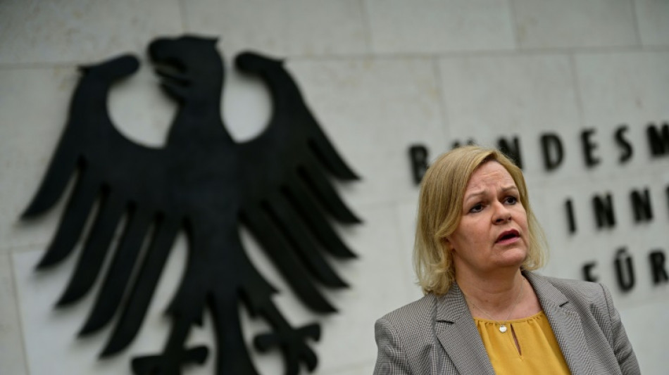 Bundesinnenministerin f&uuml;r h&auml;rteres Durchgreifen gegen h&auml;usliche Gewalt