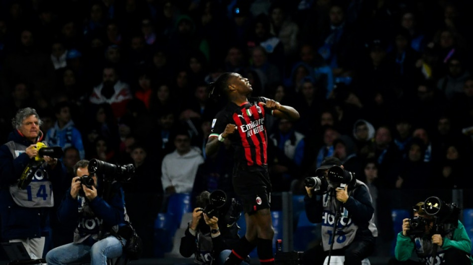 Milan slam brakes on Napoli title charge with four-goal thumping