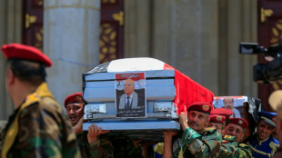 Huthis greifen Öltanker im Roten Meer an - Trauerfeier für Regierungschef in Sanaa