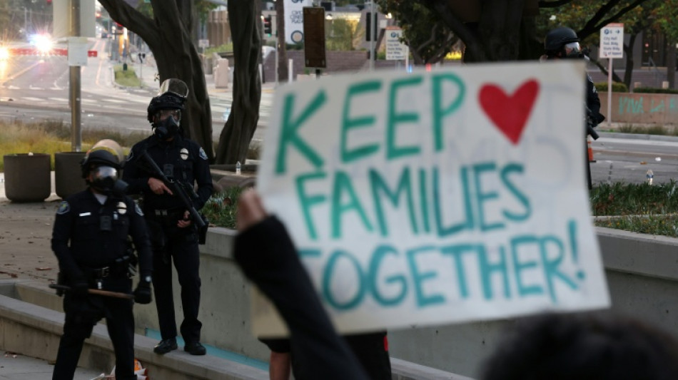 EEUU considerará las opiniones "antiestadounidenses" de los solicitantes de beneficios migratorios