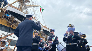 Venezia accoglie l'Amerigo Vespucci, 'incontro tra due signore'