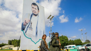 Los rebeldes hut&iacute;es reivindican el ataque contra un barco de EEUU frente a Yemen
