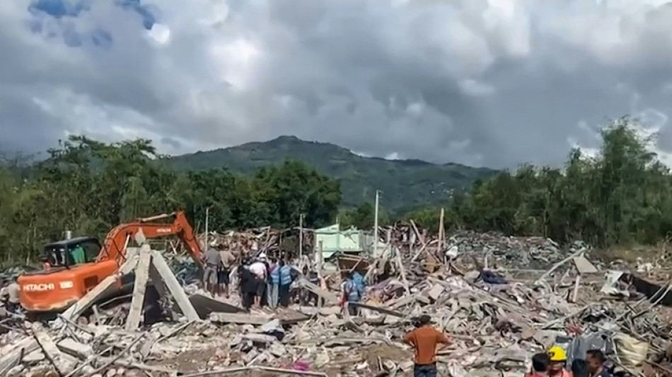 Decenas de muertos en Birmania en una explosi&oacute;n en un territorio controlado por los rebeldes