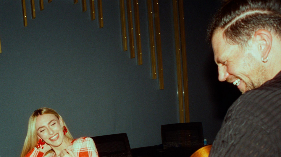 Mara Sattei con Enrico Nigiotti nel nuovo singolo Sabato sera, dal 29 maggio