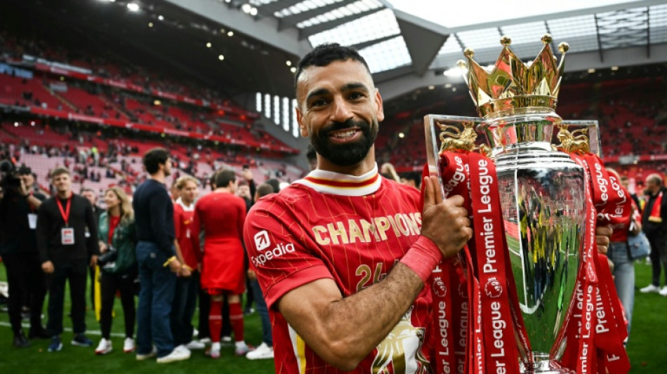 Liverpool spend big to hold off Arsenal, City in Premier League title fight