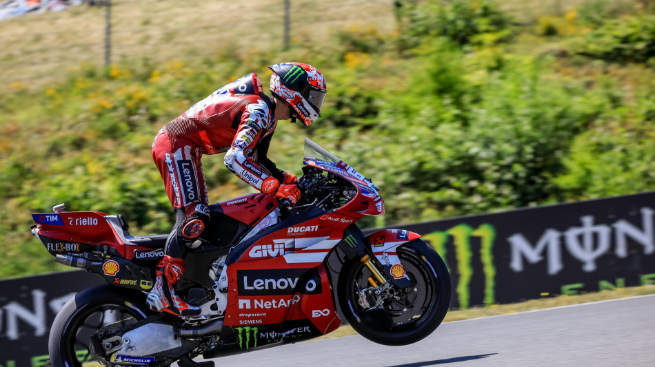 MotoGP: Rep.Ceca, Bagnaia vince la sprint davanti a Ogura