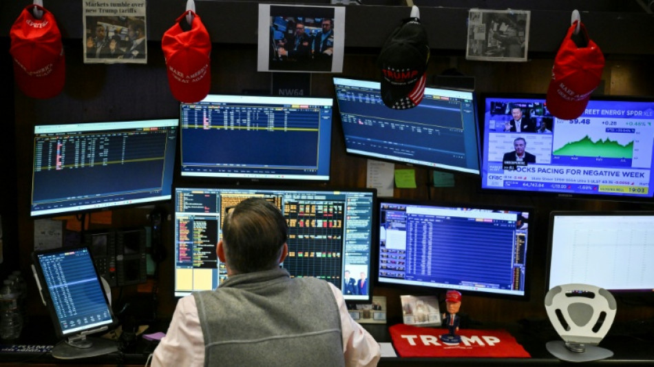 Stock markets recover as oil retreats