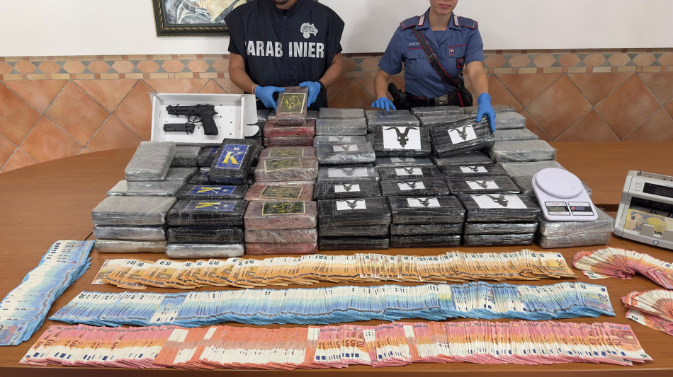 Sequestrati a Roma 200 kg di cocaina, valore 16 mln di euro