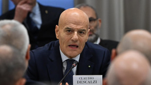 Descalzi a Trump, 'Eni pronta ad investire in Venezuela'