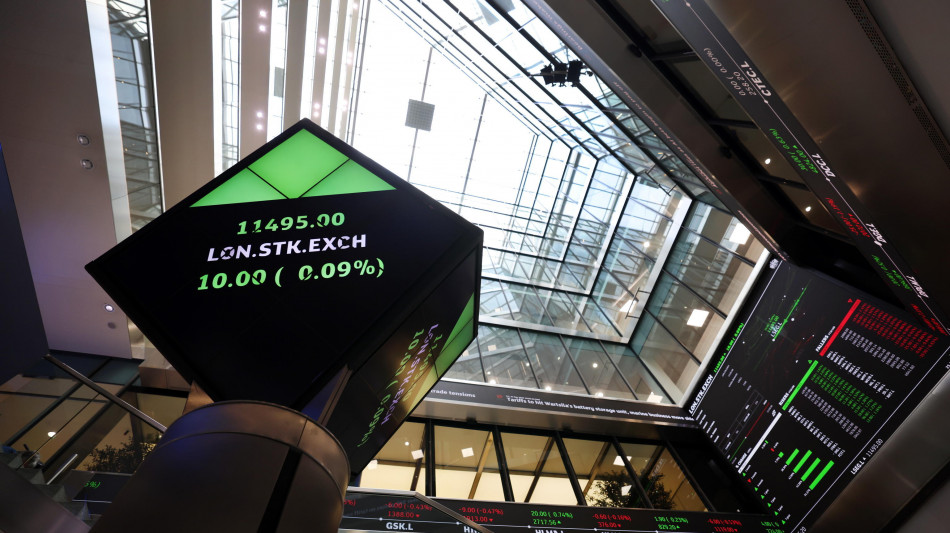 Borsa: l'Europa in rialzo attende Wall Street, Milano +0,2%