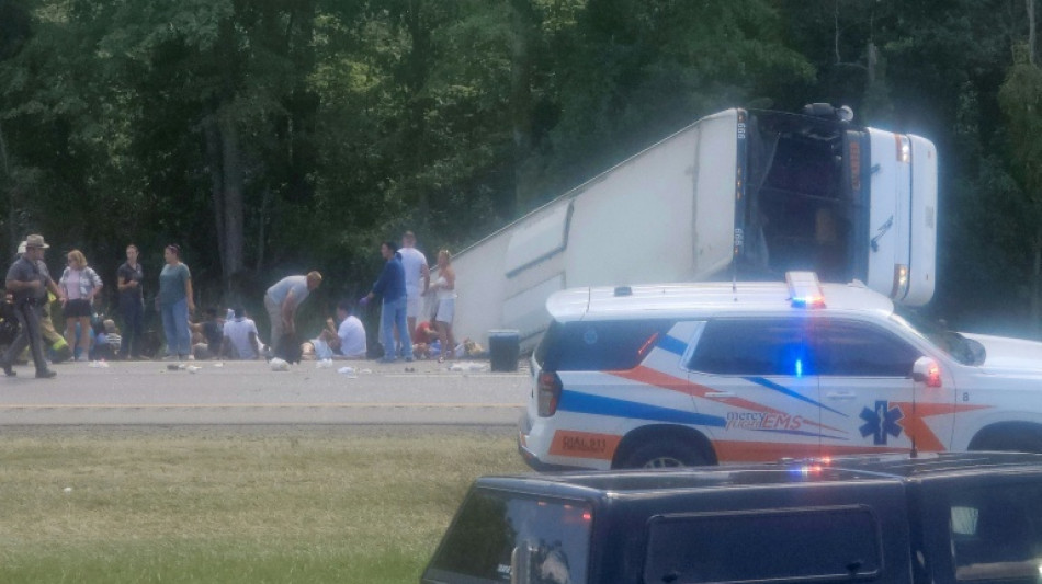 Cinco muertos en un accidente de autobús turístico en el estado de Nueva York
