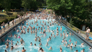 Frauen d&uuml;rfen auch in K&ouml;lner Schwimmb&auml;dern k&uuml;nftig ohne Oberteil baden