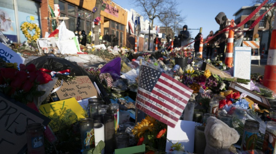 Gobierno de Trump suspende a dos agentes de inmigraci&oacute;n involucrados en tiroteo en Mine&aacute;polis