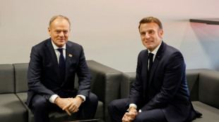 Macron discute &agrave; Varsovie d'un renforcement du soutien &agrave; l'Ukraine