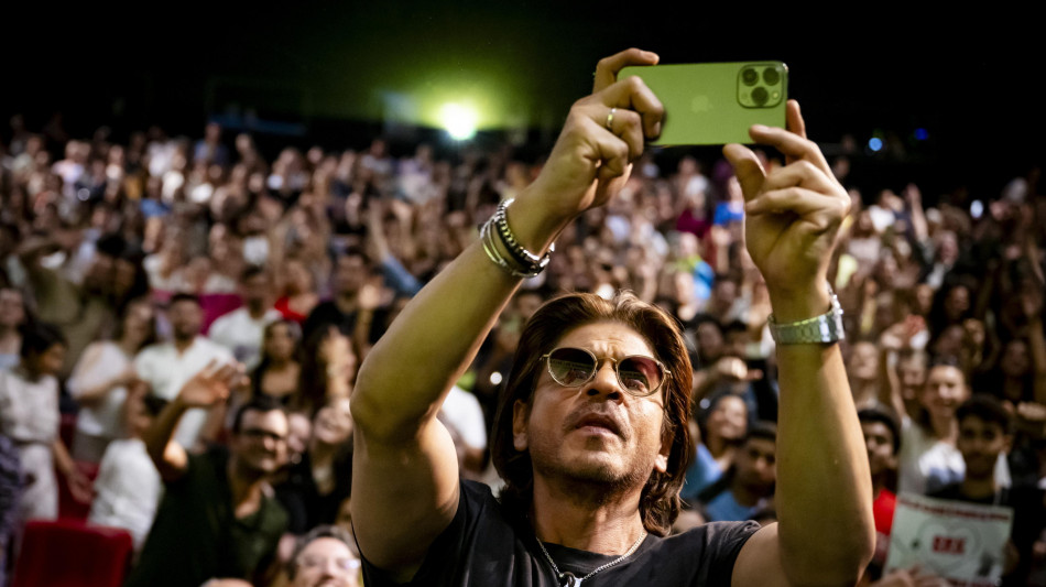 Star Bollywood Shah Rukh Khan entra nel club dei miliardari