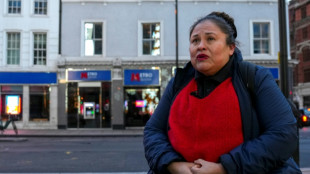 "Somos fantasmas", la vida de los trabajadores nocturnos inmigrantes de Reino Unido