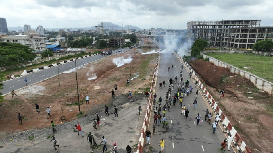 Le pr&eacute;sident nig&eacute;rian appelle &agrave; la fin des manifestations contre la vie ch&egrave;re