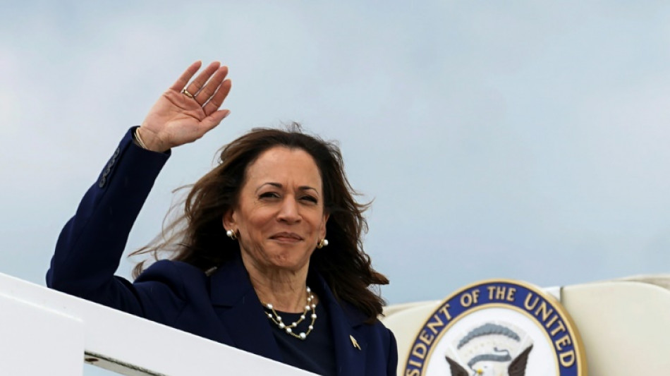 Harris saca una peque&ntilde;a ventaja a Trump en un sondeo sobre las presidenciales en EEUU