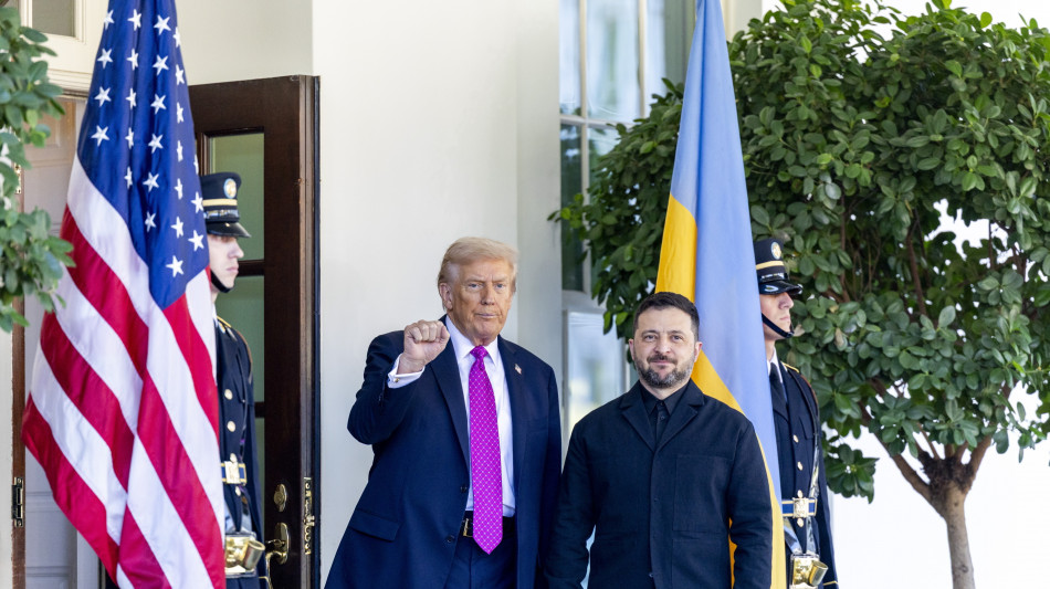 Trump esclude incontro a 3, troppo odio tra Putin-Zelensky