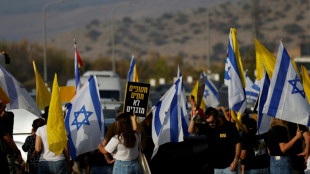Manifestantes en Israel urgen acuerdo sobre rehenes antes de reunión de gabinete