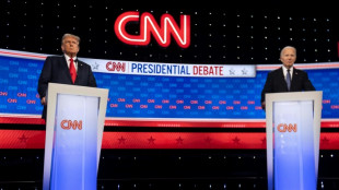 Trump dice que la migraci&oacute;n convirti&oacute; EEUU en un "nido de ratas", Biden lo llama mentiroso