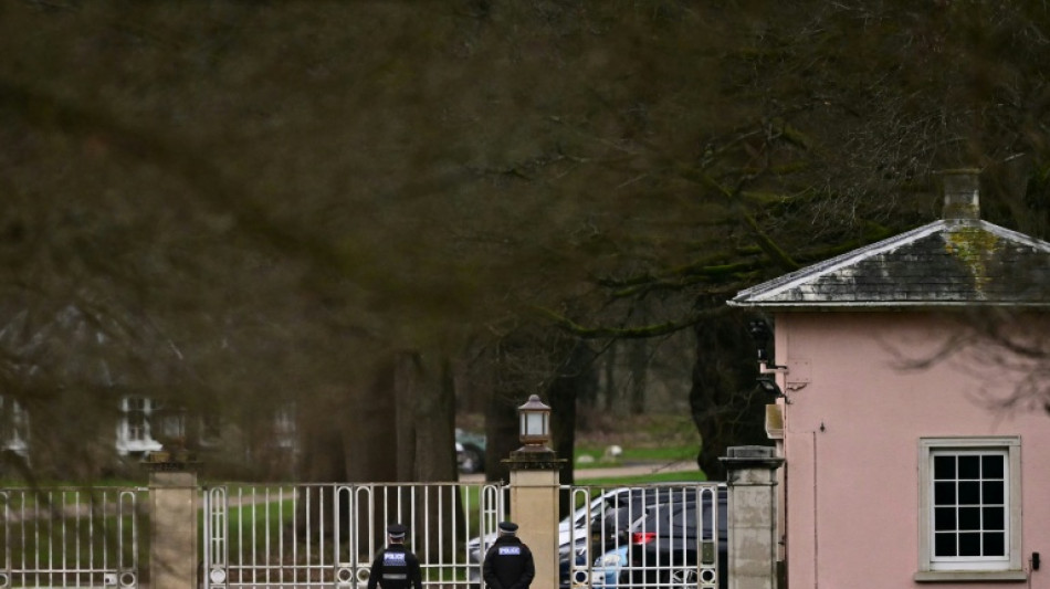 Epstein-Aff&auml;re: Britische Ermittler setzen Durchsuchungen in Windsor fort