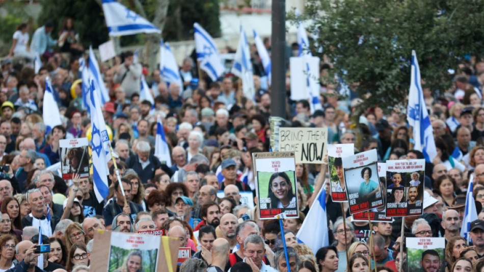 Arriv&eacute;es &agrave; J&eacute;rusalem &agrave; pied, les familles d'otages veulent des "r&eacute;ponses"