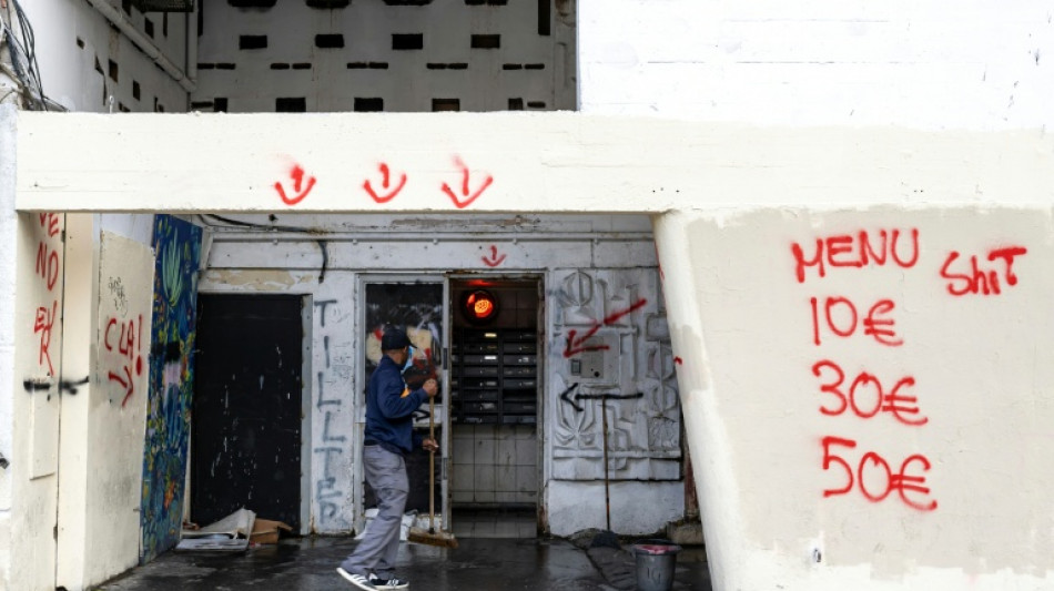 Los adolescentes, "esclavos" del narcotr&aacute;fico en Francia