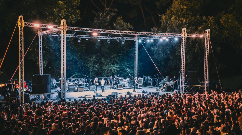 Sold out concerto Sos Palestina 2 a Firenze, sul palco anche i Litfiba
