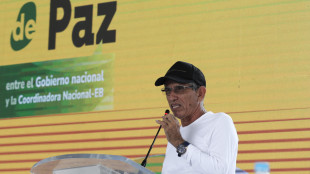 Colombia, cento guerriglieri depongono le armi nel Putumayo