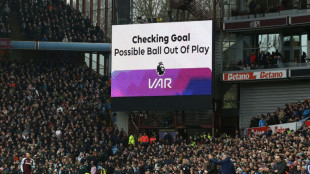 Angleterre: la majorit&eacute; des fans de Premier League souhaitent la suppression de la VAR (sondage)