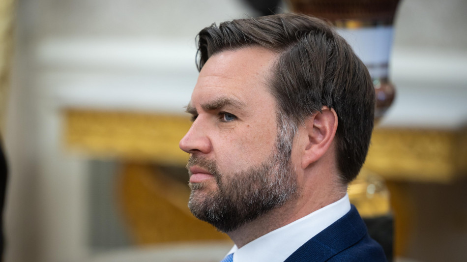 Vance, l'Iran puo' avere l'energia nucleare civile