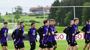 DFB-Team beschlie&szlig;t Trainingslager in Blankenhain