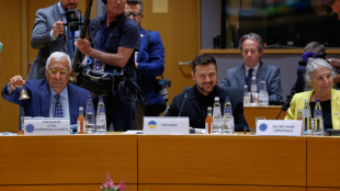 Summit Ue adotta conclusioni sull'Ucraina, prima volta a 27 da 18 mesi