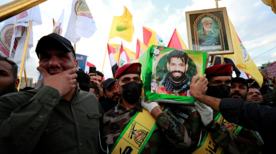 Cinco combatientes pro Ir&aacute;n mueren en un bombardeo estadounidense en Irak




combattants d'un groupe pro-Iran tu&eacute;s par les frappes am&eacute;ricaines (sources s&eacute;curitaires)