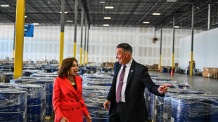 EEUU incauta 13.000 barriles de químicos para drogas que iban de China a México