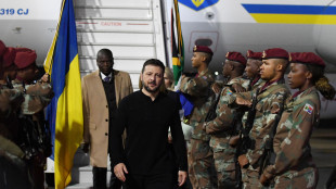 Zelensky abbrevia visita in Sudafrica dopo gli attacchi su Kiev