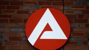 Arbeitsmarkt zeigt sich trotz anhaltender Konjunkturschw&auml;che stabil