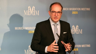 Rückkehrzentren in Drittstaaten: Dobrindt weist auf rechtliche Hürden hin